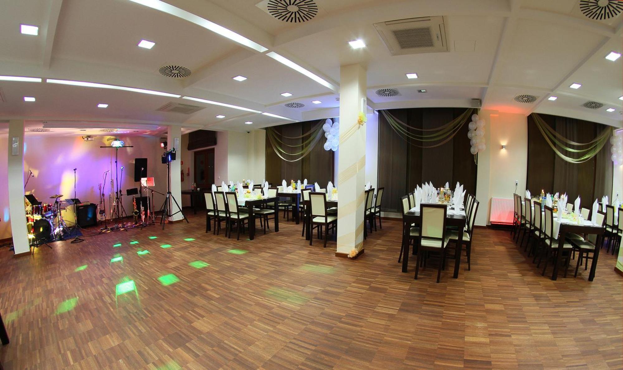 Hotel Aviator Kielce "Business Hotel Medical & Spa" 外观 照片