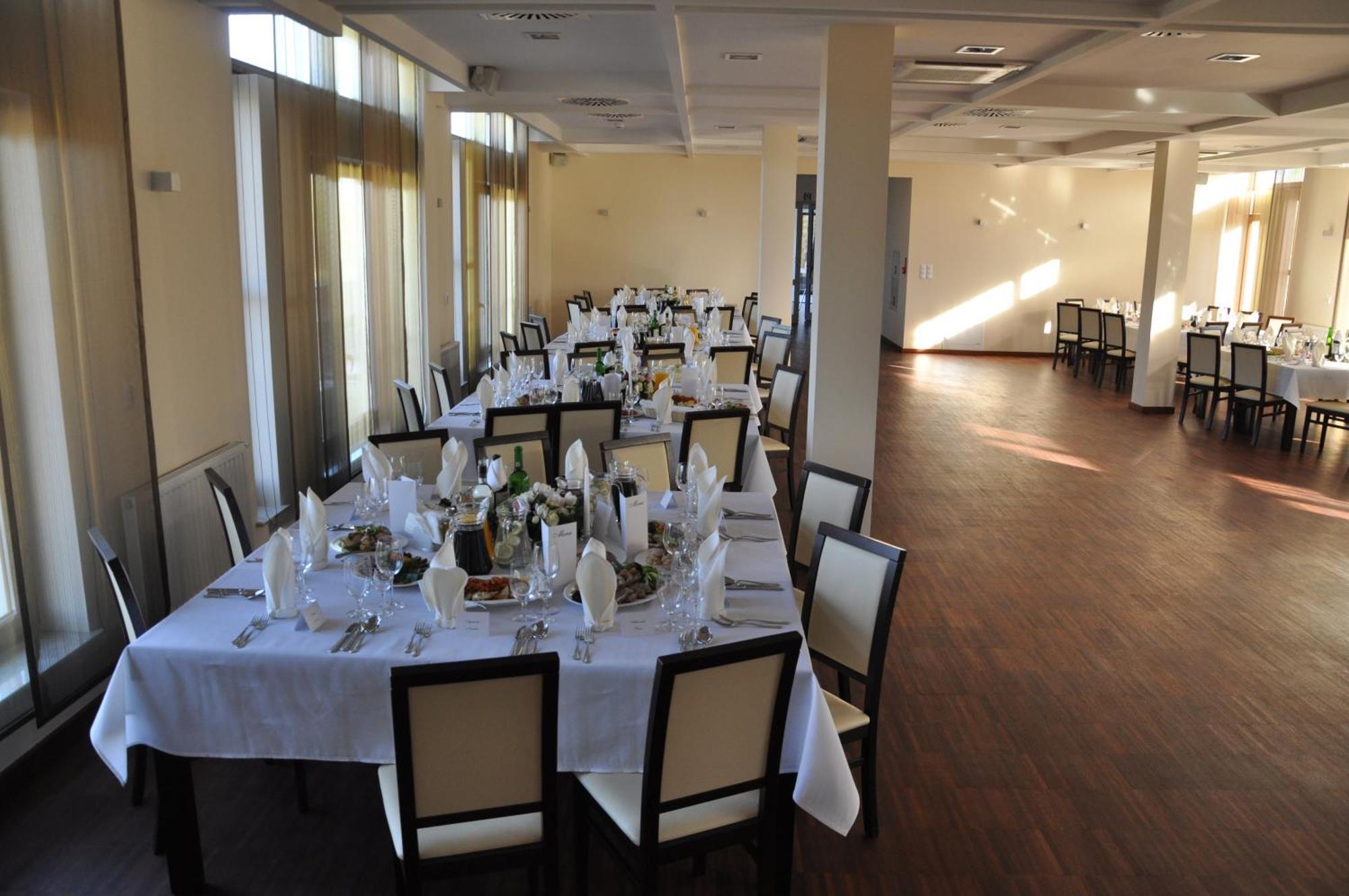 Hotel Aviator Kielce "Business Hotel Medical & Spa" 外观 照片